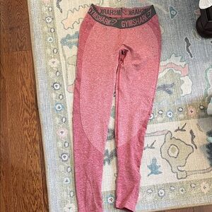Gymshark Women’s Heathered Pink Leggings Medium